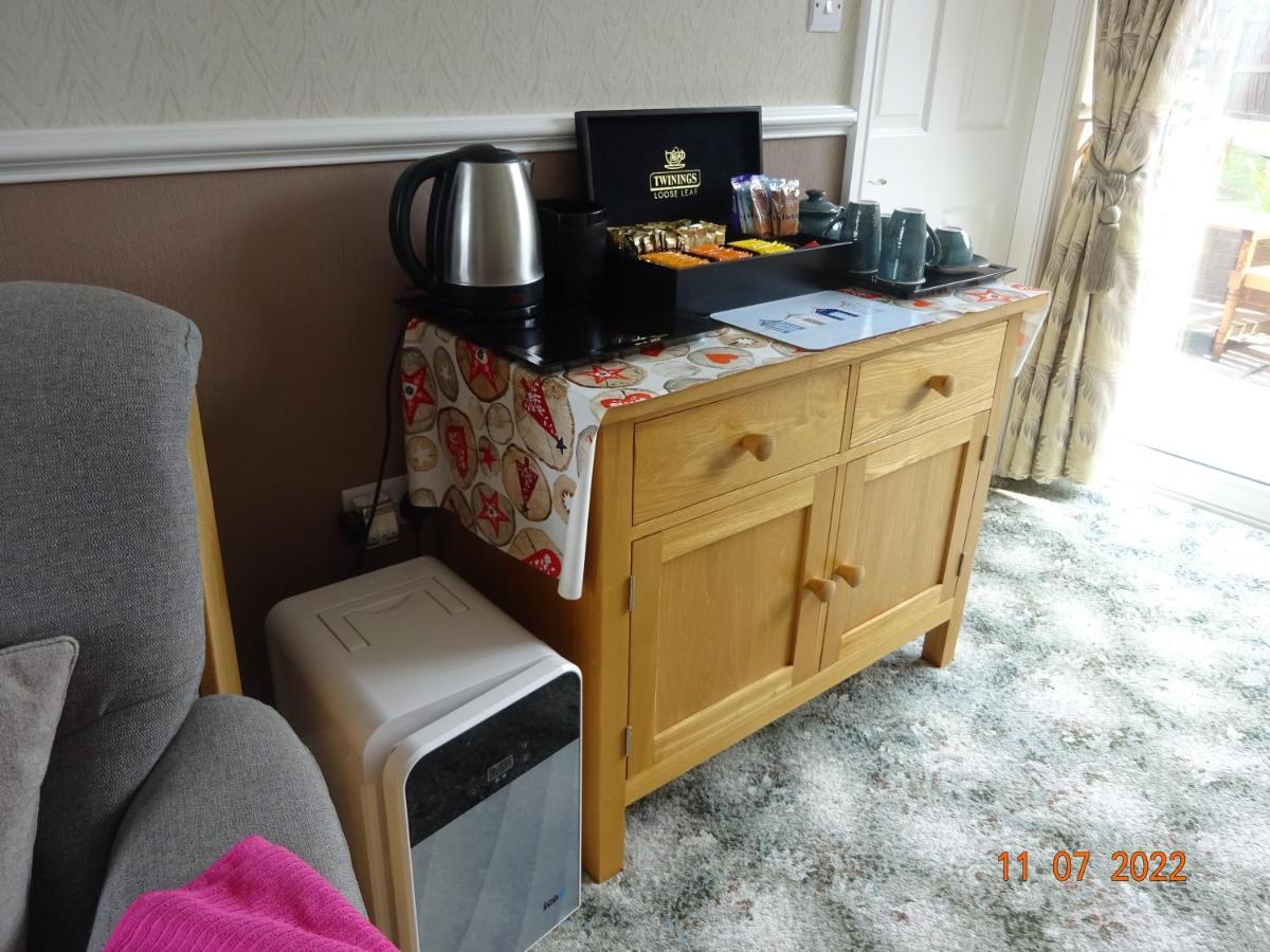 Sterling Bed & Breakfast ランディドノー エクステリア 写真