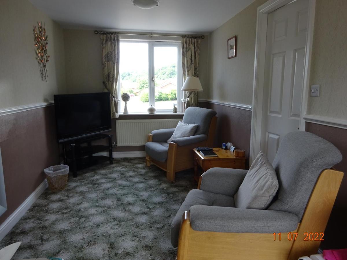Sterling Bed & Breakfast ランディドノー エクステリア 写真